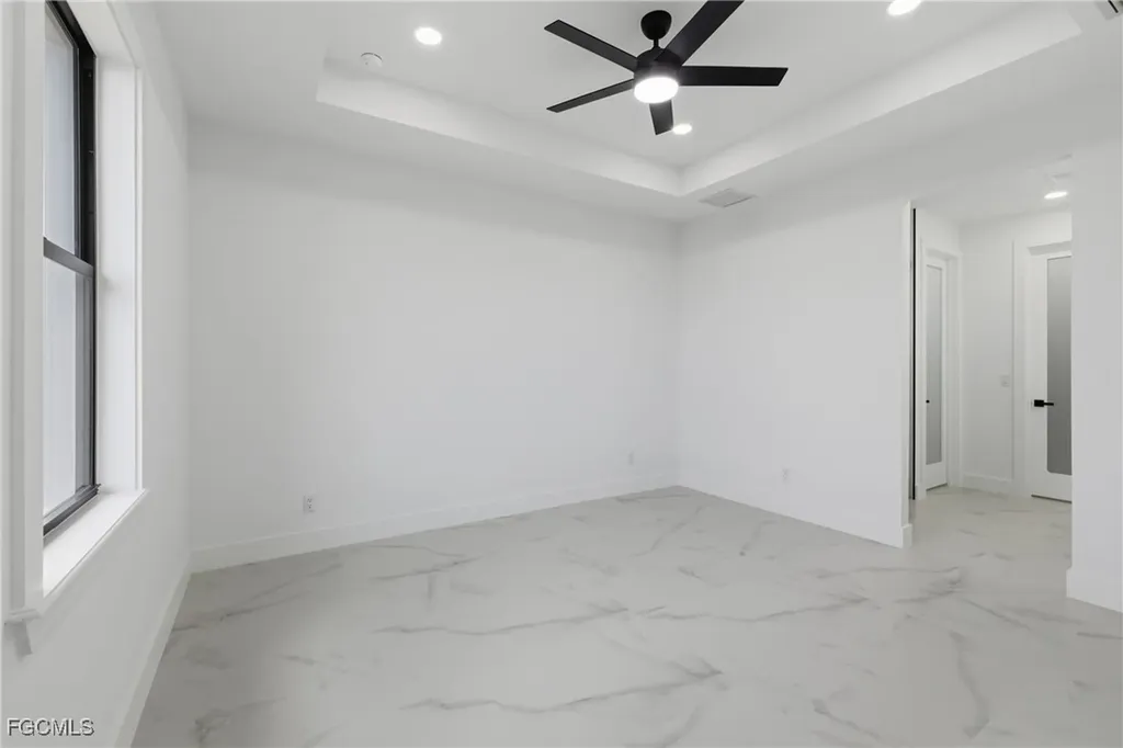 3919 NW 40th Street Cape Coral FL 33993