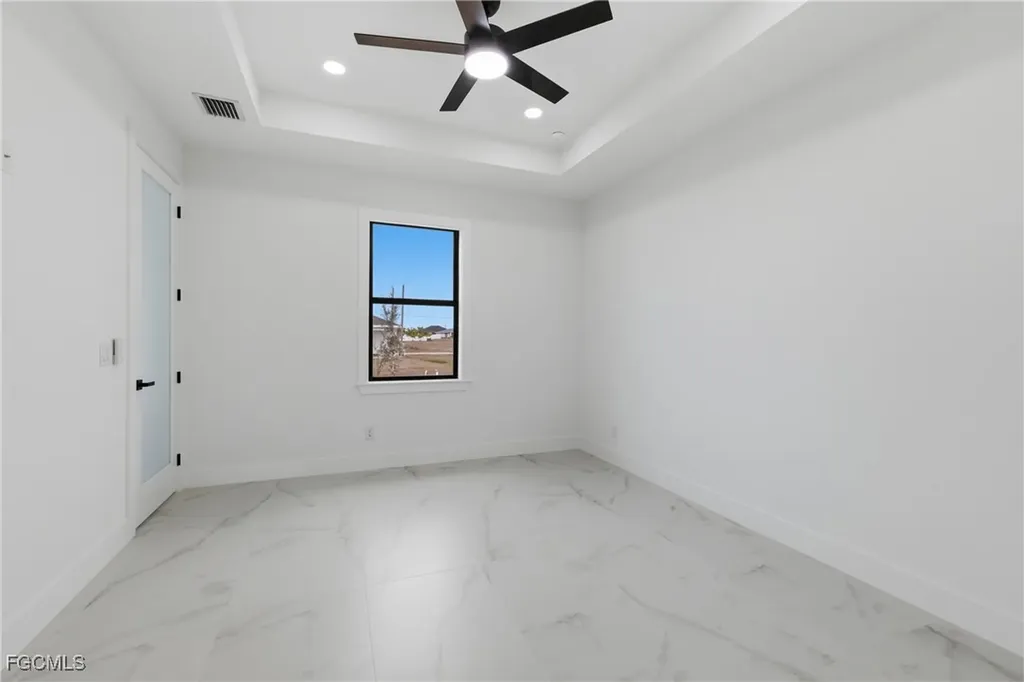 3919 NW 40th Street Cape Coral FL 33993