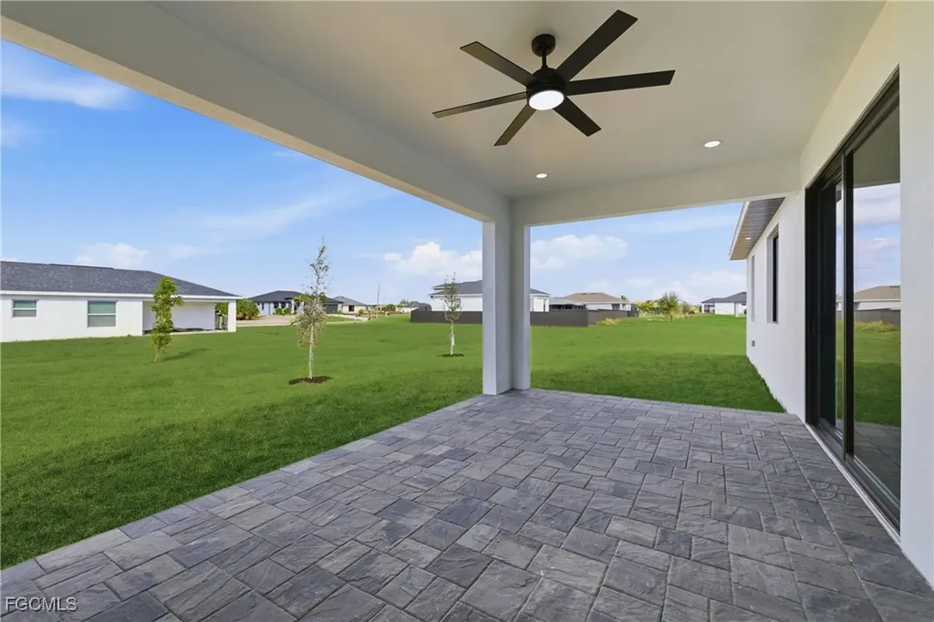3919 NW 40th Street Cape Coral FL 33993