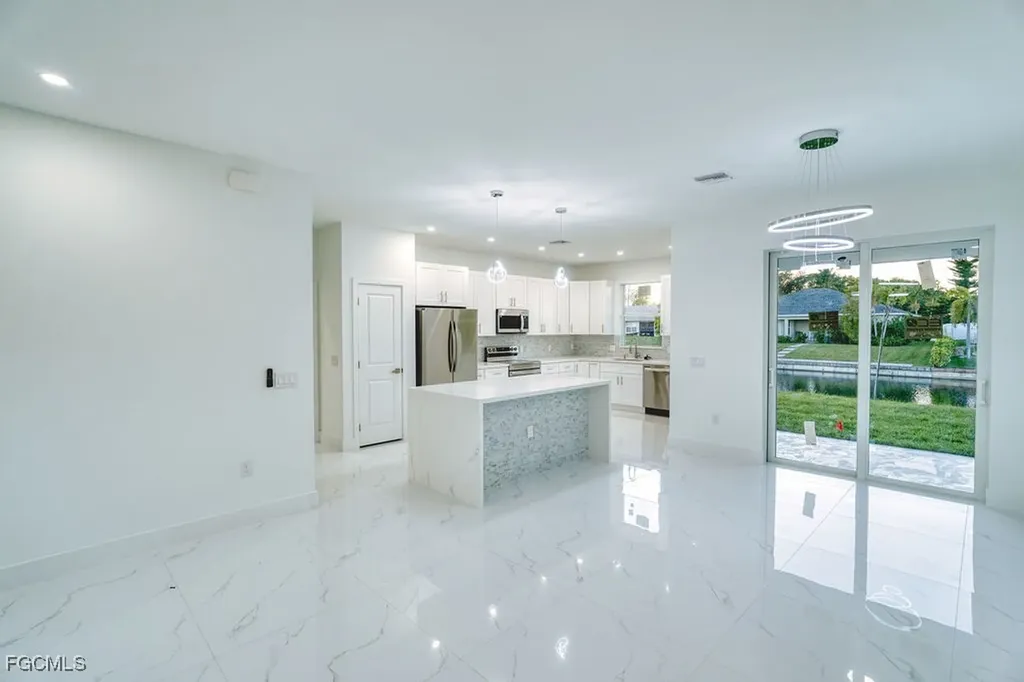 34 SE 23rd Place Cape Coral FL 33990