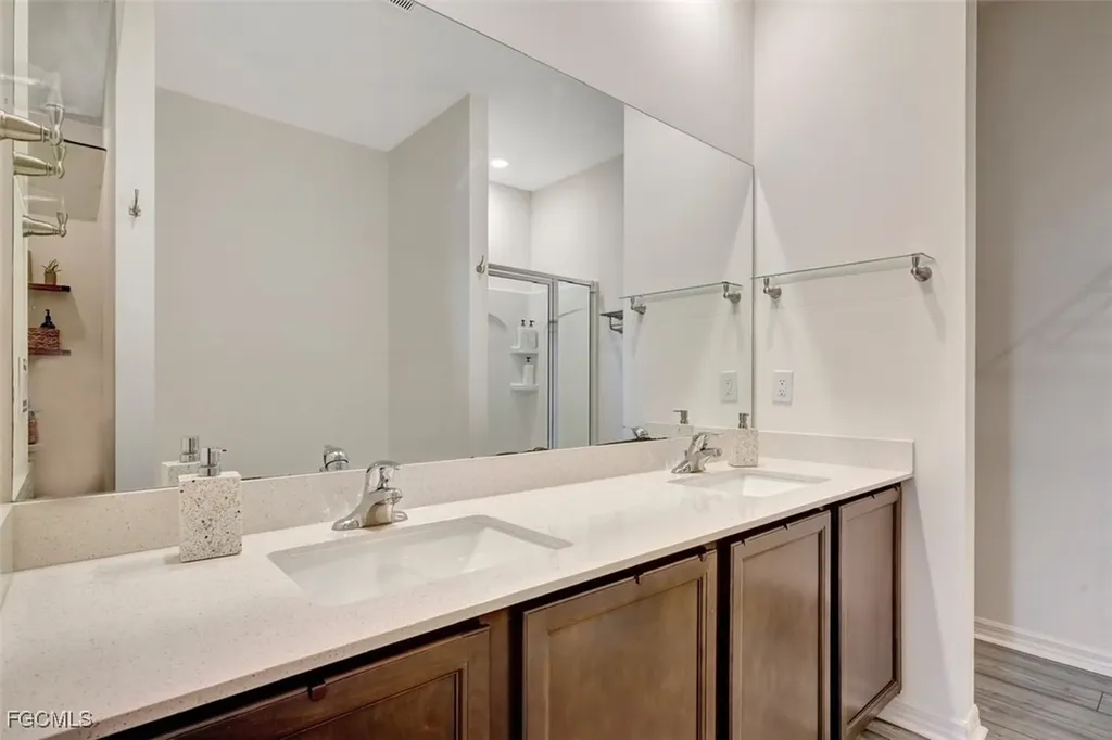 4413 NW 34th Street Cape Coral FL 33993