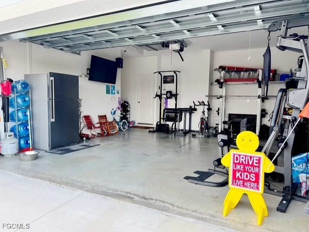 4413 NW 34th Street Cape Coral FL 33993
