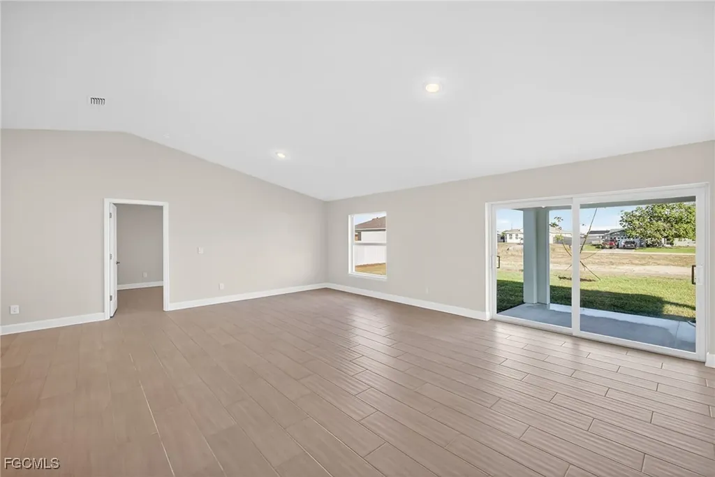 1227 NW 15th Place Cape Coral FL 33993