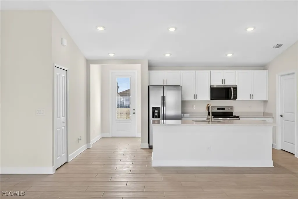 1227 NW 15th Place Cape Coral FL 33993