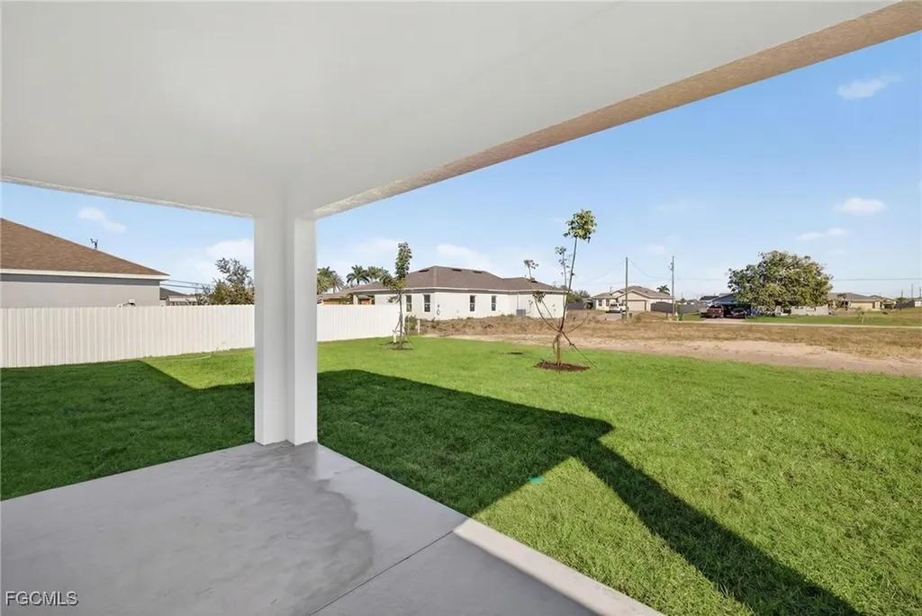 1227 NW 15th Place Cape Coral FL 33993