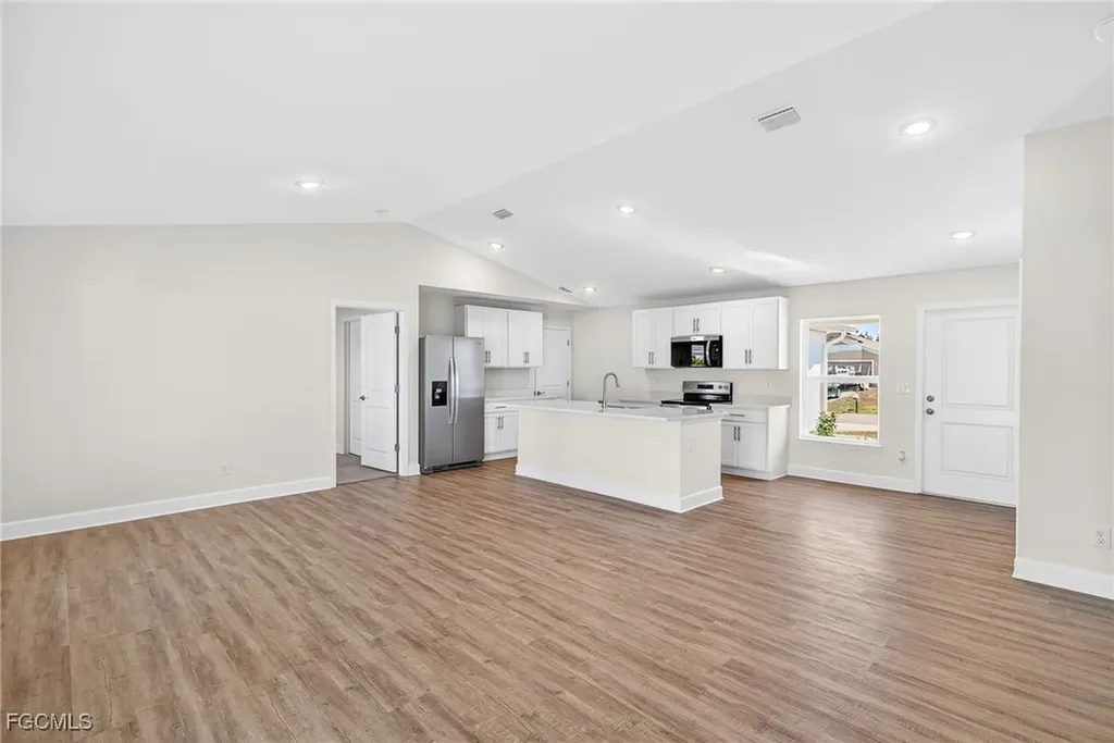 1113 NW 12th Terrace Cape Coral FL 33993