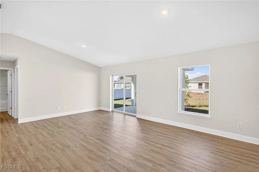 1113 NW 12th Terrace Cape Coral FL 33993