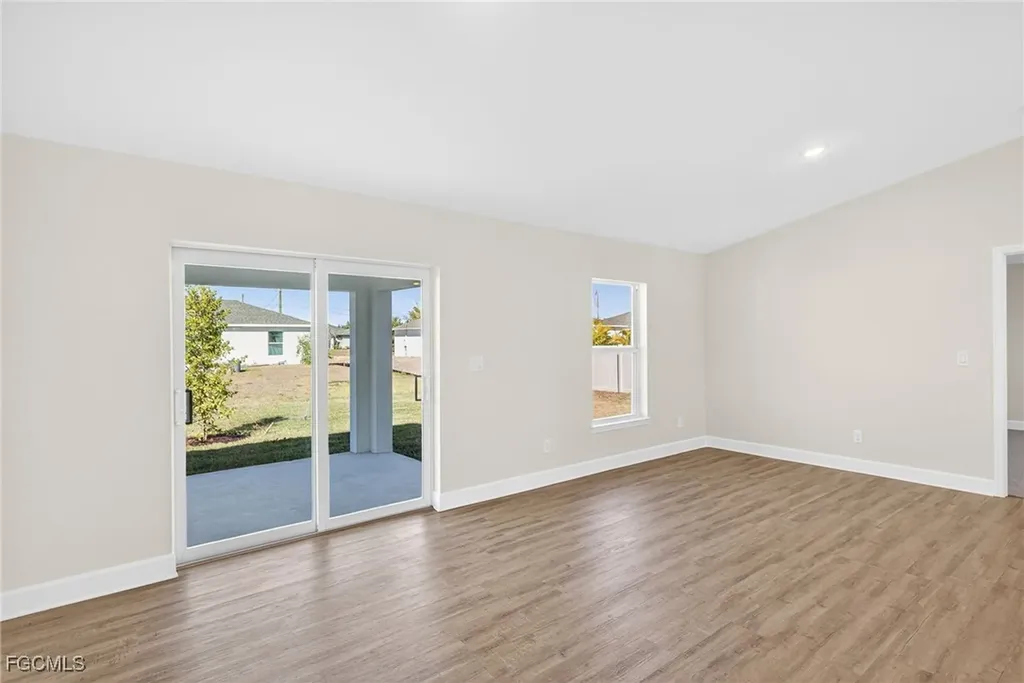 1113 NW 12th Terrace Cape Coral FL 33993