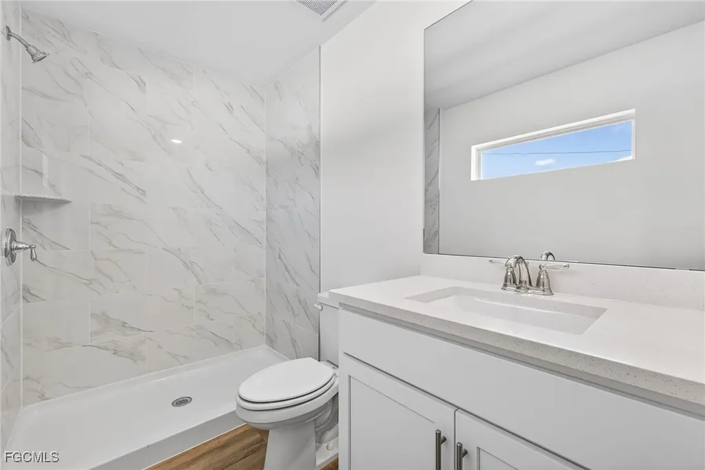 1113 NW 12th Terrace Cape Coral FL 33993