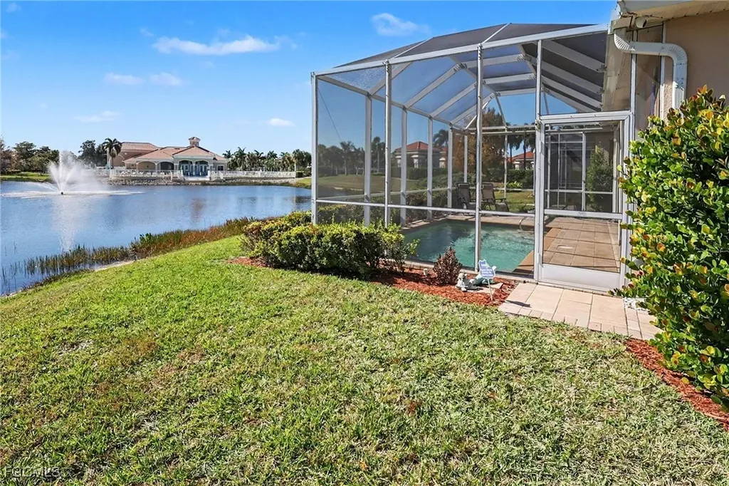 8700 Spring Mountain Way Fort Myers FL 33908