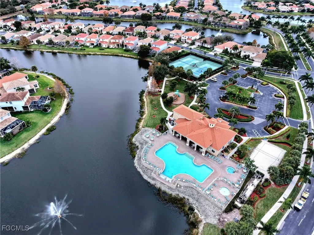 8700 Spring Mountain Way Fort Myers FL 33908