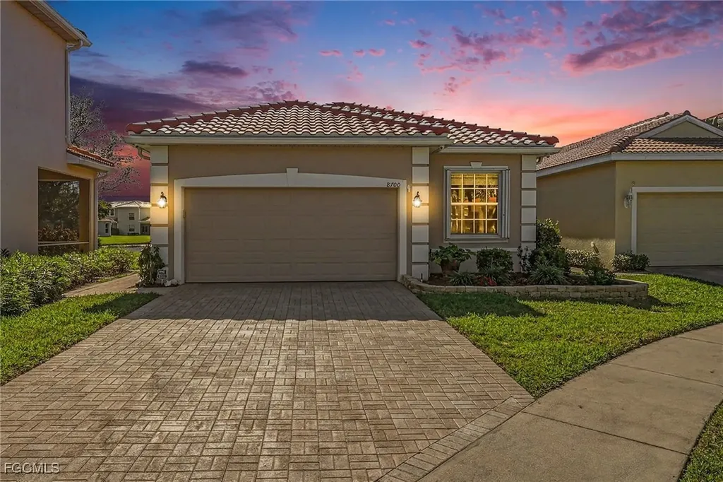 8700 Spring Mountain Way Fort Myers FL 33908