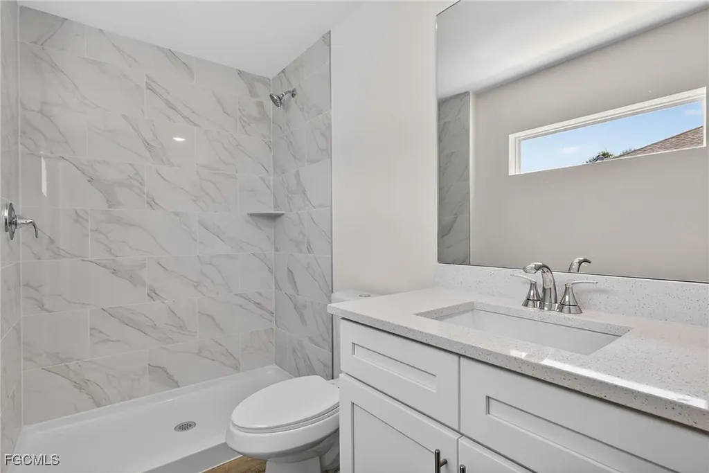 1219 NW 8th Place Cape Coral FL 33993
