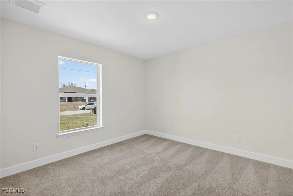 1219 NW 8th Place Cape Coral FL 33993
