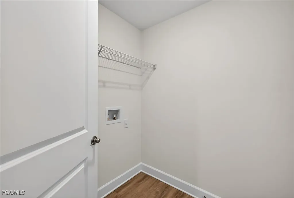 1219 NW 8th Place Cape Coral FL 33993