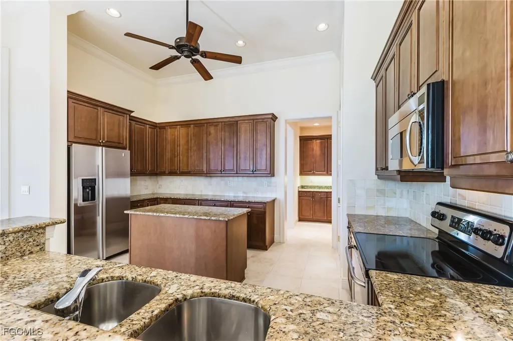 3306 Chestnut Grove Drive Alva FL 33920