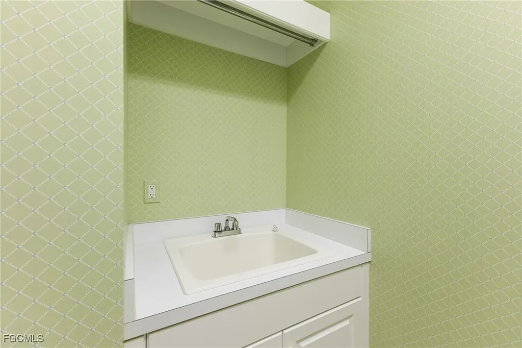 3306 Chestnut Grove Drive Alva FL 33920