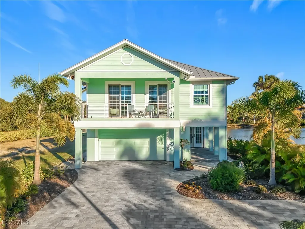 27520 Big Bend Road Bonita Springs FL 34134