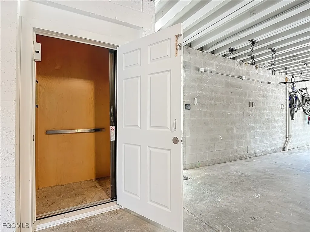 27520 Big Bend Road Bonita Springs FL 34134