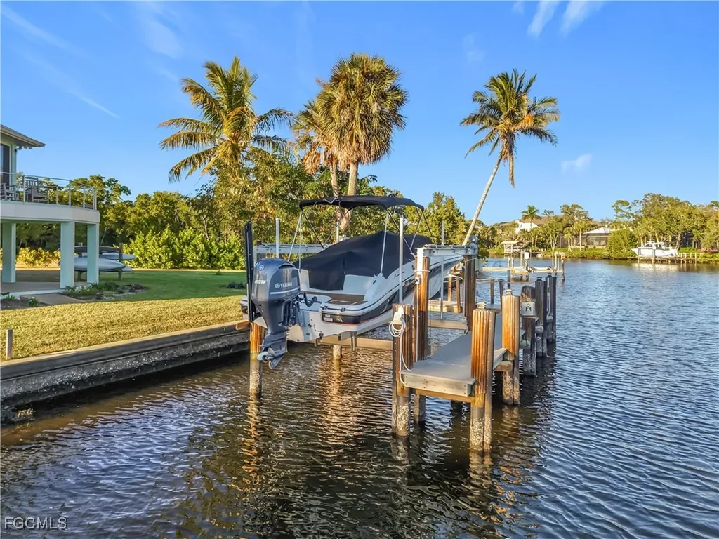 27520 Big Bend Road Bonita Springs FL 34134