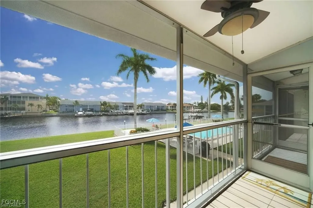 4613 SE 5th Avenue Cape Coral FL 33904