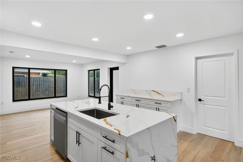 1433 Paloma Drive Fort Myers FL 33901