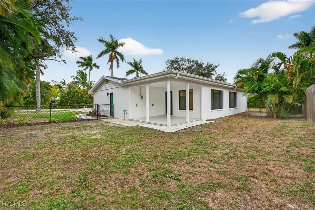1433 Paloma Drive Fort Myers FL 33901