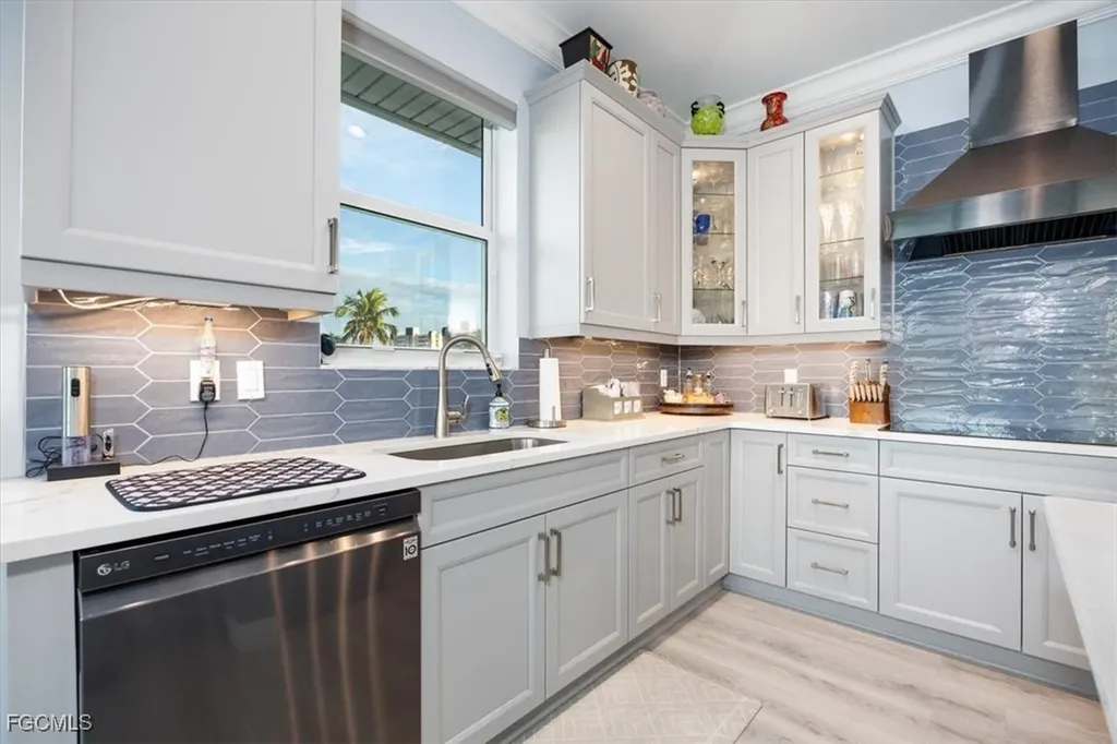 8425 Lagoon Road Fort Myers Beach FL 33931