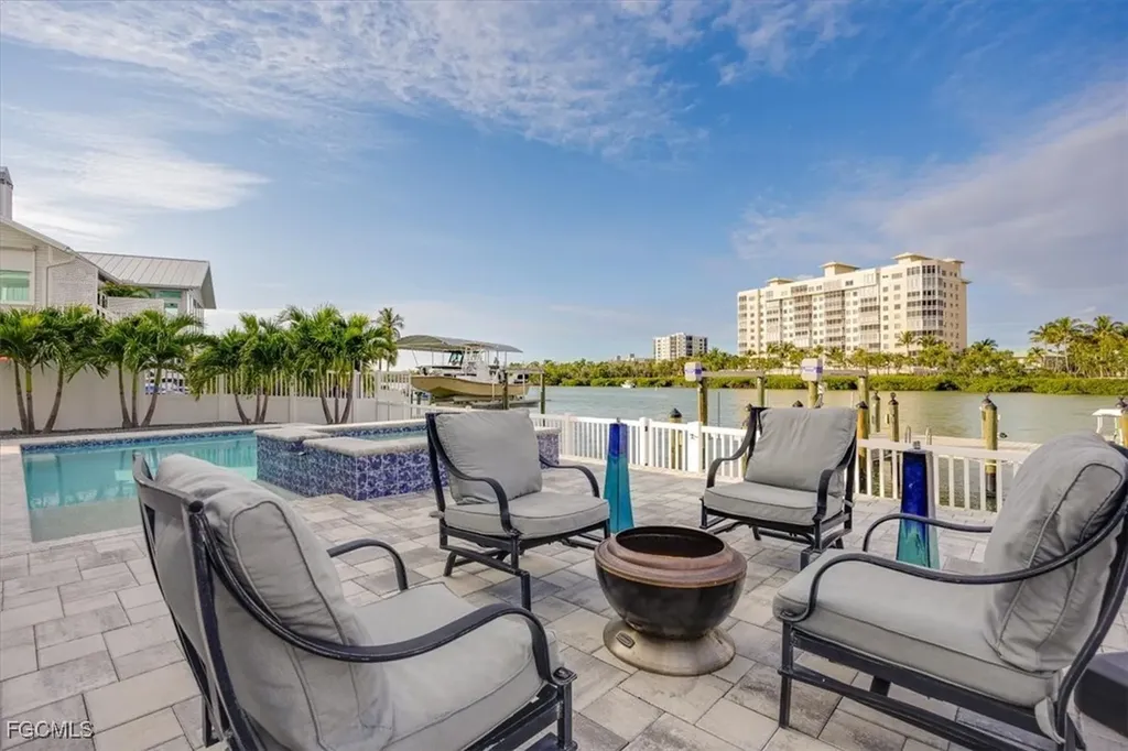 8425 Lagoon Road Fort Myers Beach FL 33931