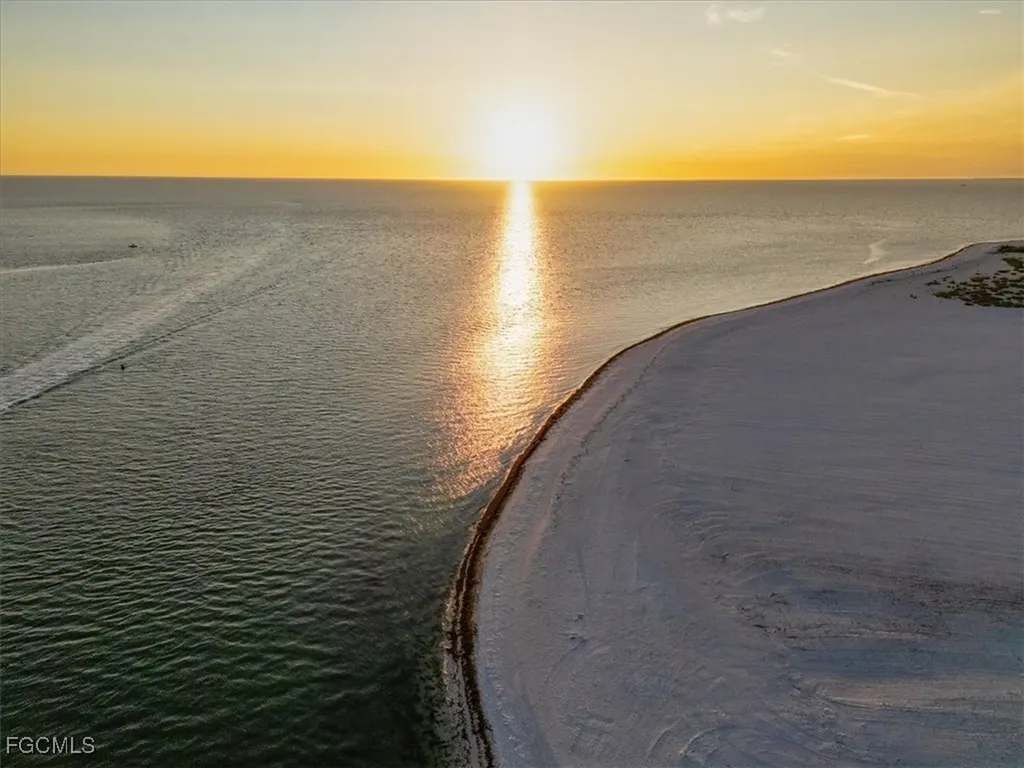 8425 Lagoon Road Fort Myers Beach FL 33931
