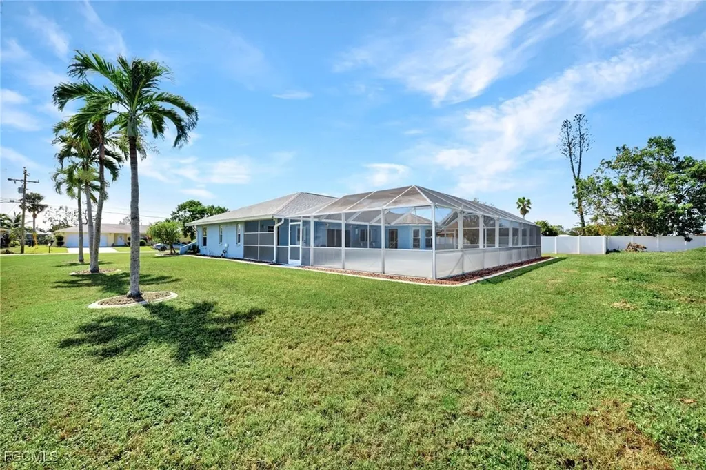 1453 SE 15th Terrace Cape Coral FL 33990