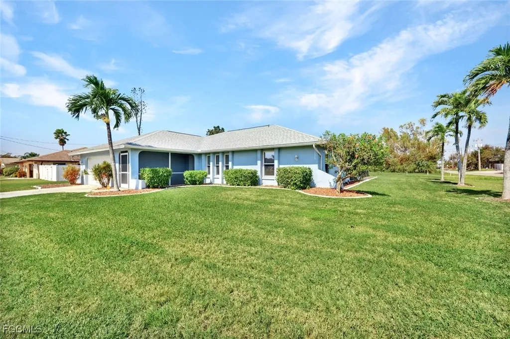 1453 SE 15th Terrace Cape Coral FL 33990