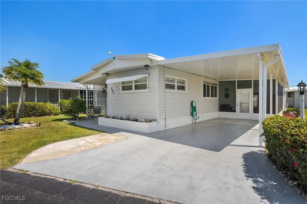 341 Mattie Avenue Fort Myers FL 33908