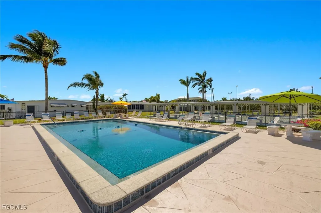 341 Mattie Avenue Fort Myers FL 33908