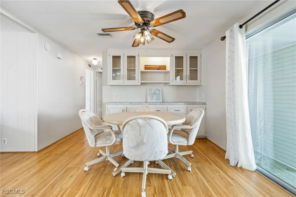 398 Snead Drive North Fort Myers FL 33903