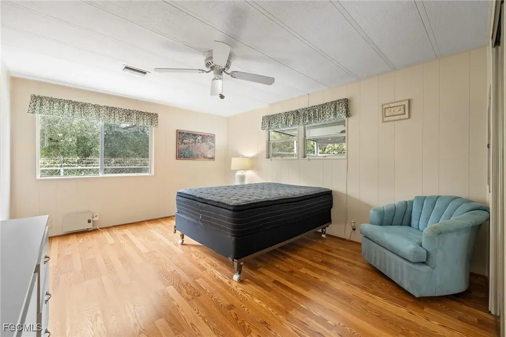 398 Snead Drive North Fort Myers FL 33903