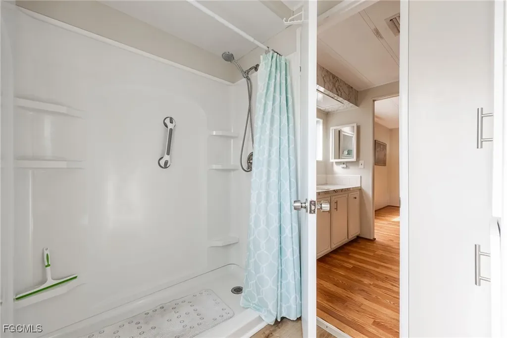 398 Snead Drive North Fort Myers FL 33903