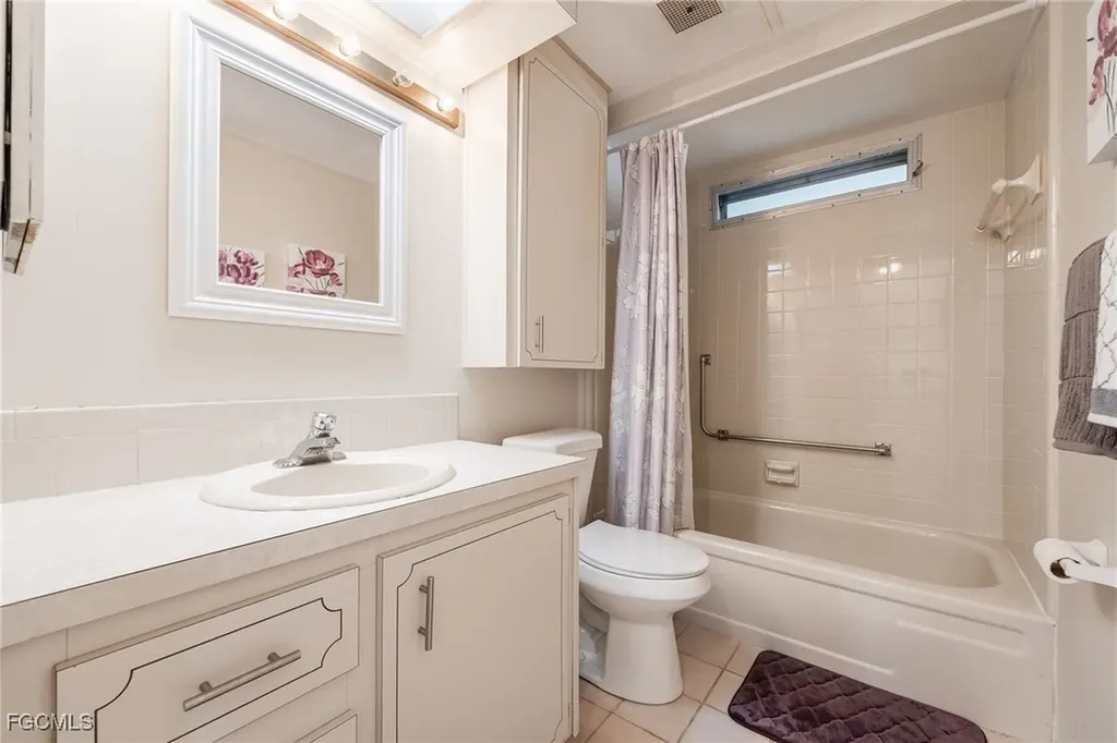 398 Snead Drive North Fort Myers FL 33903