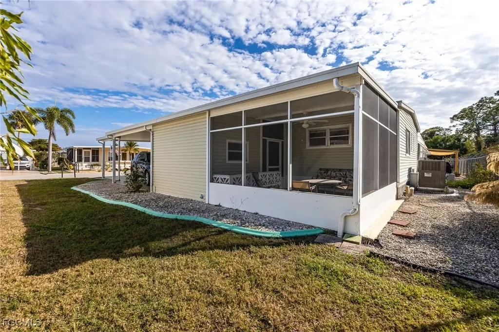 398 Snead Drive North Fort Myers FL 33903