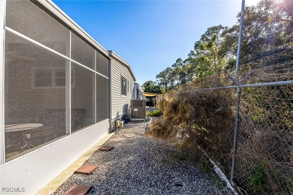 398 Snead Drive North Fort Myers FL 33903