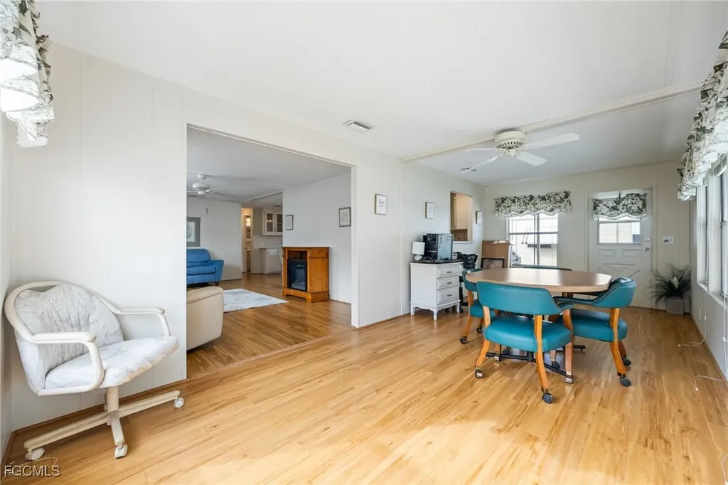 398 Snead Drive North Fort Myers FL 33903