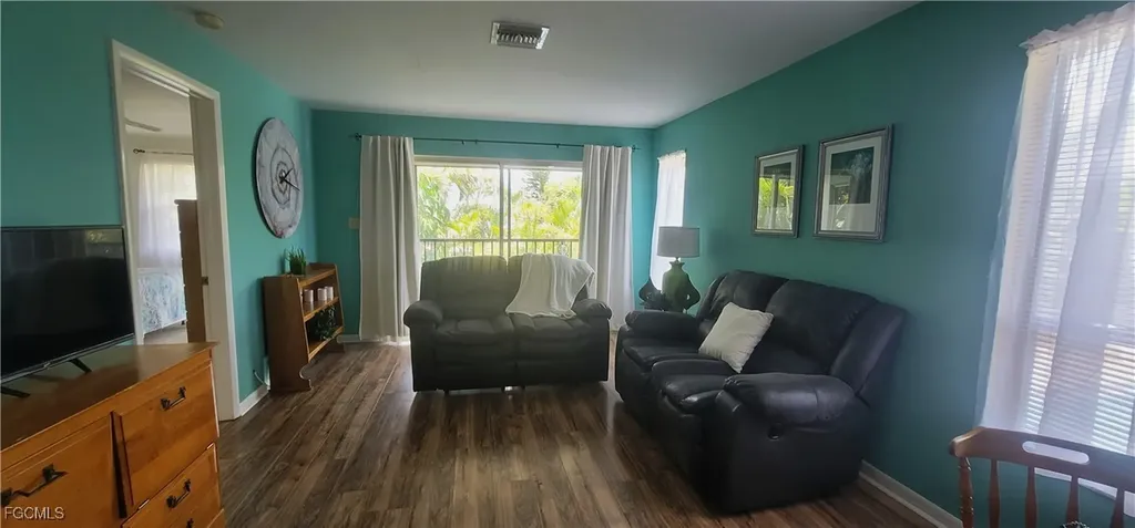 4213 SE 19th Avenue Cape Coral FL 33904