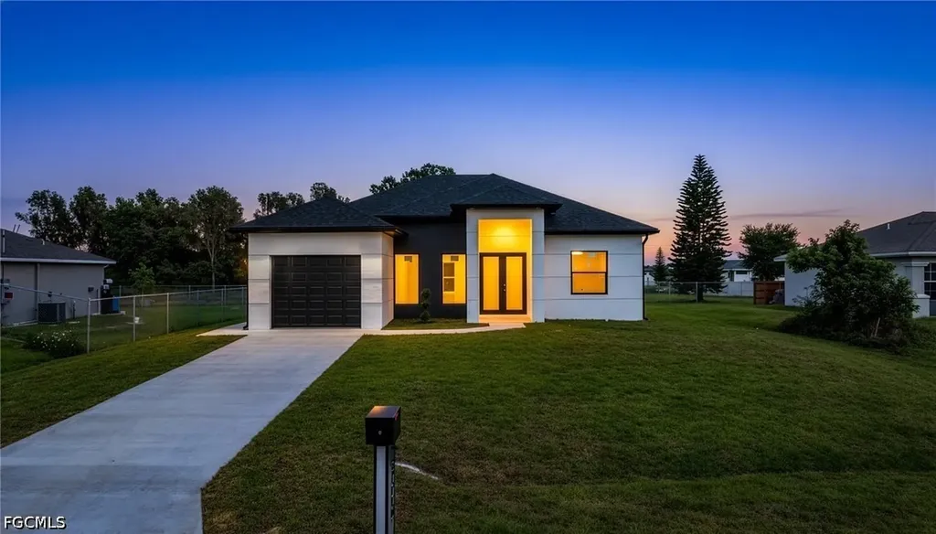 329 Ranier Avenue Lehigh Acres FL 33974