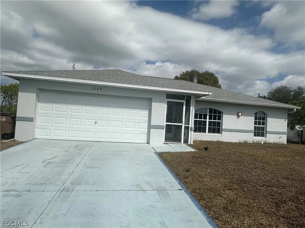 1309 SW 14th Terrace Cape Coral FL 33991