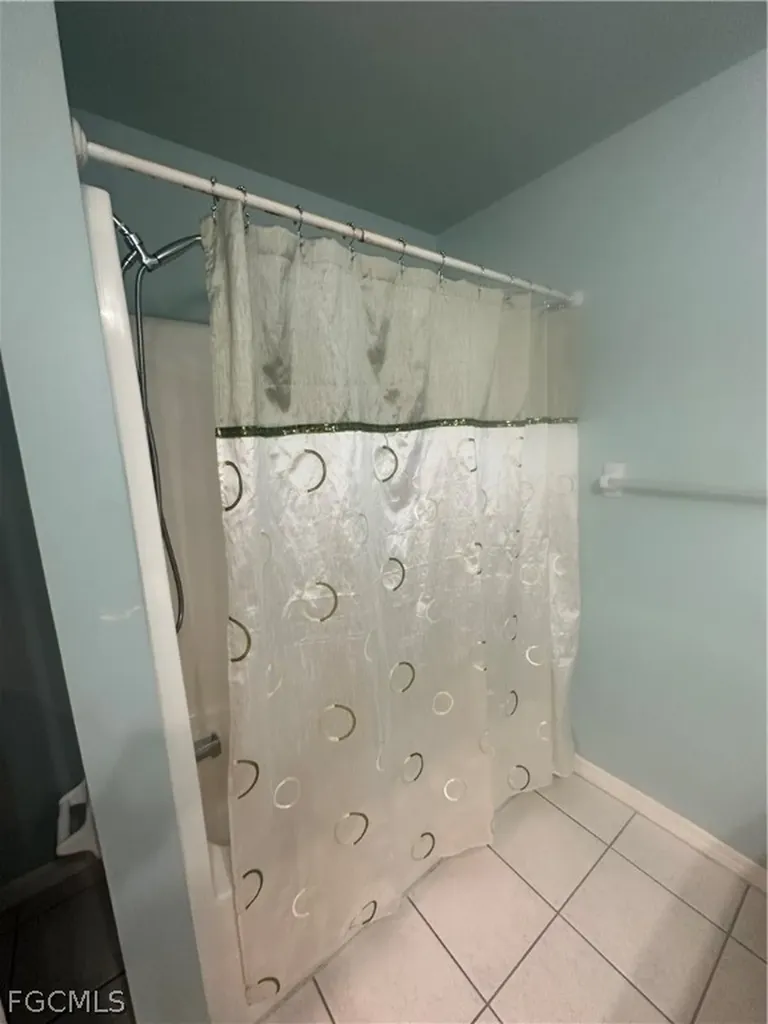 1309 SW 14th Terrace Cape Coral FL 33991