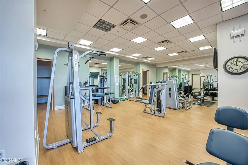 2090 W First Street Fort Myers FL 33901