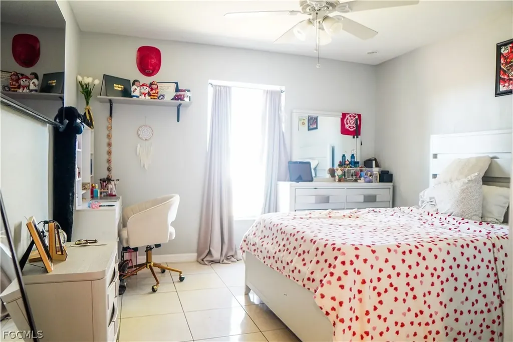 2620 NE 21st Court Cape Coral FL 33909