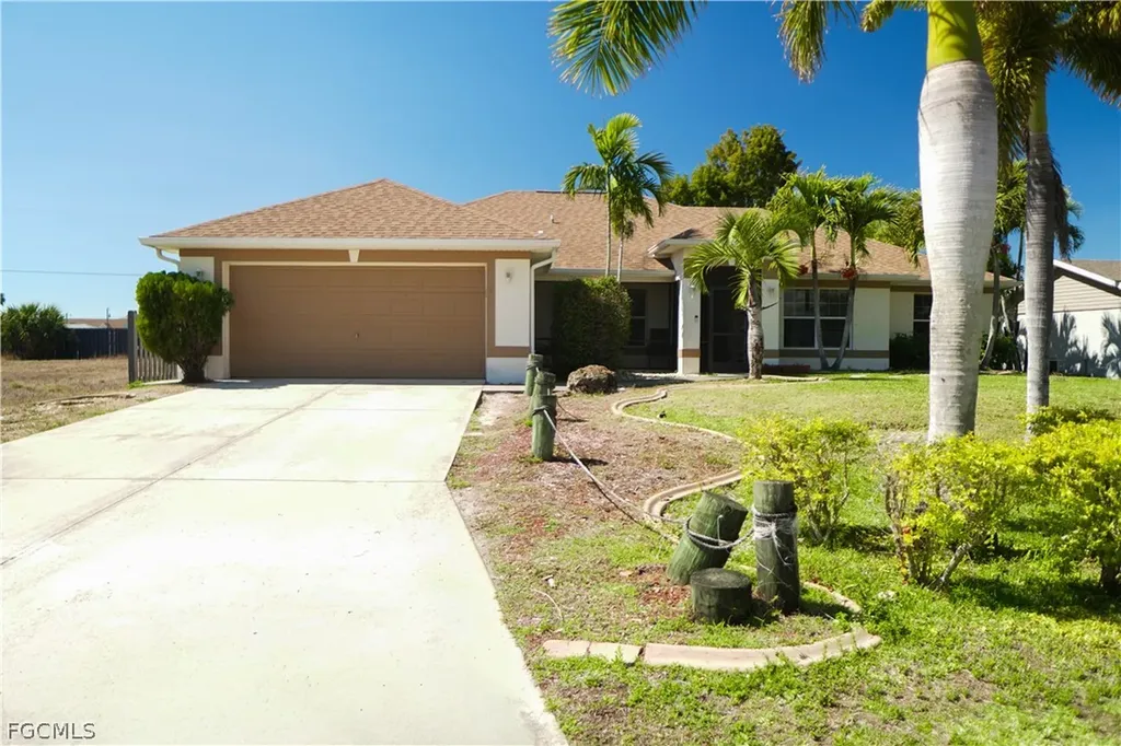 2620 NE 21st Court Cape Coral FL 33909