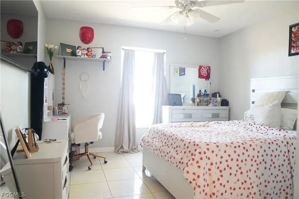 2620 NE 21st Court Cape Coral FL 33909