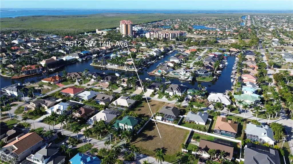 5512 SW 14th Avenue Cape Coral FL 33914